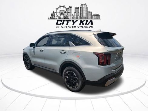 New 2026 Kia Sorento S FWD image 4