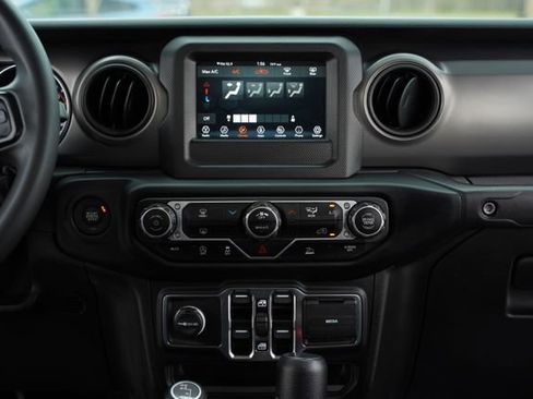 Used 2023 Jeep Gladiator Sport image 28