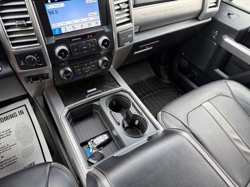 Used 2018 Ford F350 Platinum w/ Platinum Ultimate Package AWD/4WD image 24