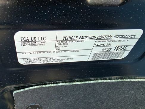 New 2027 Chrysler Pacifica Select w/ Family Tech Group AWD/4WD image 27