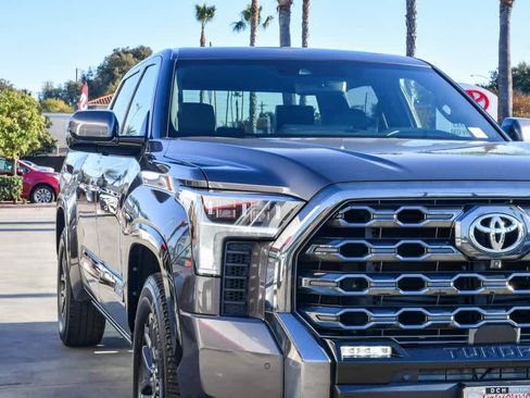 Used 2022 Toyota Tundra Platinum image 4