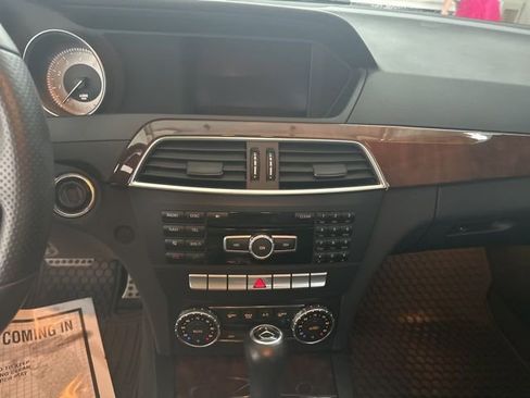 Used 2014 Mercedes-Benz C 250 Sedan image 12
