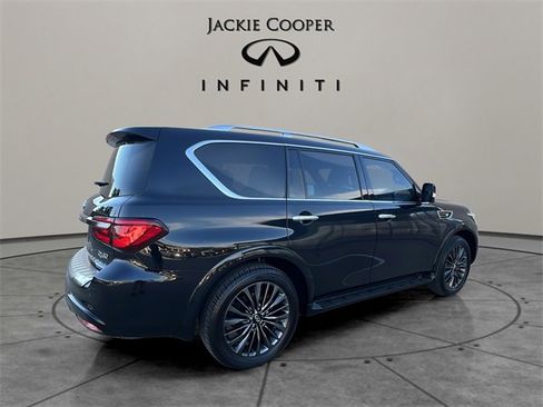 Certified 2024 INFINITI QX80 Sensory image 5