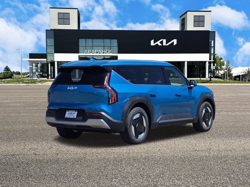 New 2026 Kia EV9 Wind AWD/4WD image 5