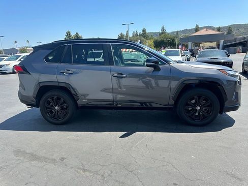 Used 2022 Toyota RAV4 XSE AWD/4WD image 7