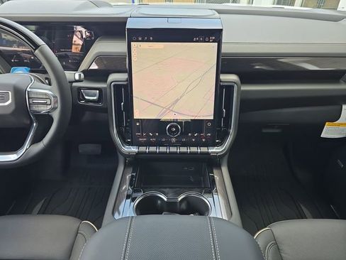 New 2026 GMC Yukon XL Elevation w/ Elevation Premium Package AWD/4WD image 13