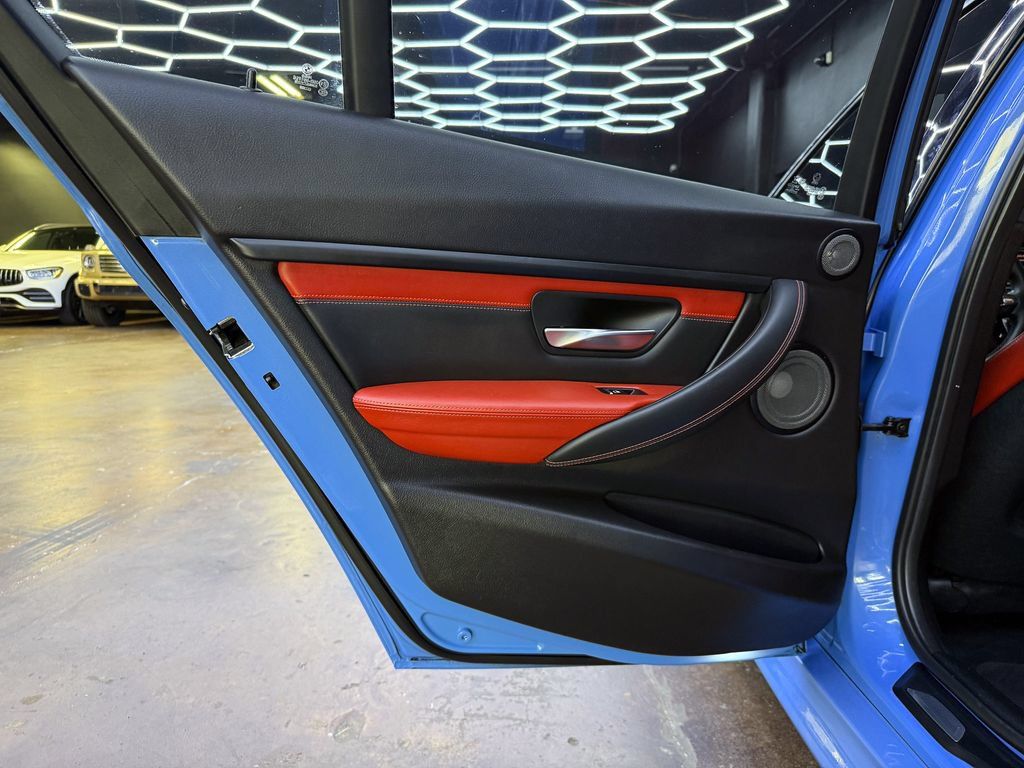 Used 2018 BMW M3 w/ Executive Package RWD image 17
