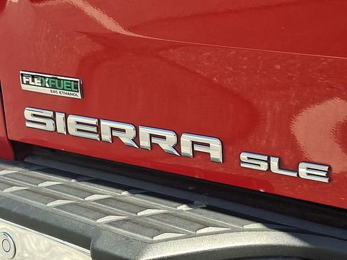 Used 2011 GMC Sierra 1500 SLE w/ Power Tech Package AWD/4WD image 27