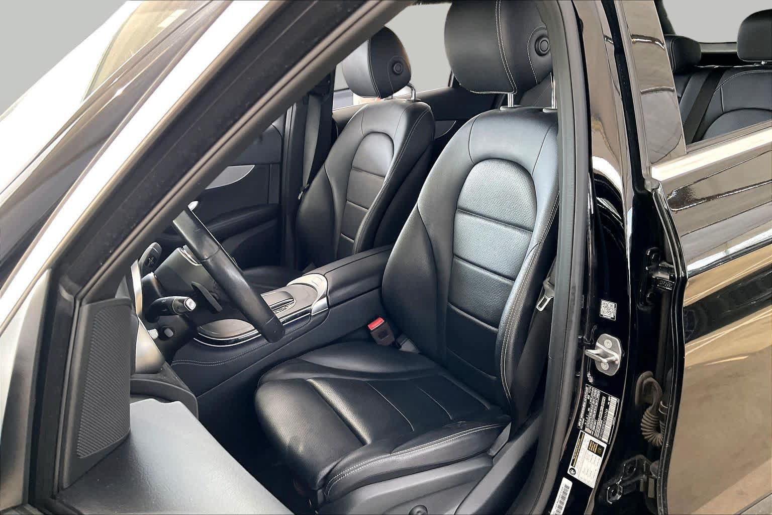 Used 2020 Mercedes-Benz GLC 300 image 8