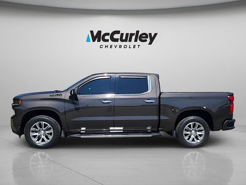 Used 2022 Chevrolet Silverado 1500 High Country w/ Safety Package II AWD/4WD image 4