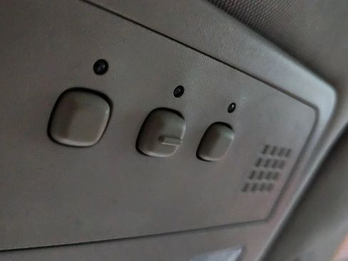 Used 2010 Cadillac STS image 46