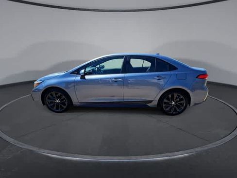 Used 2024 Toyota Corolla SE FWD image 5