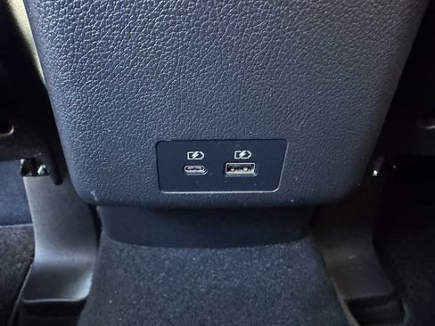 Used 2024 Mitsubishi Outlander Sport LE image 32