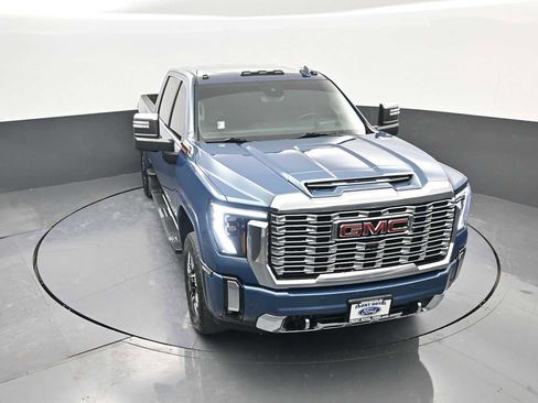 Used 2024 GMC Sierra 2500 Denali w/ Denali Reserve Package image 27