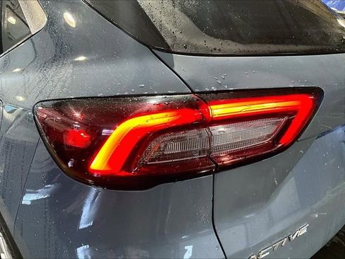 Used 2024 Ford Escape Active image 31