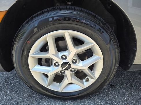 Used 2024 Kia Soul LX w/ Option Group 015 FWD image 26