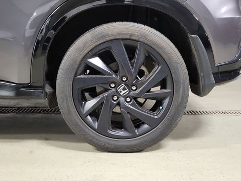 Used 2022 Honda HR-V Sport image 6