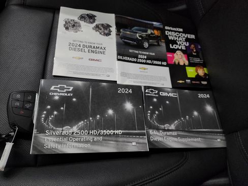 Used 2024 Chevrolet Silverado 2500 LTZ w/ LTZ Premium Package image 65