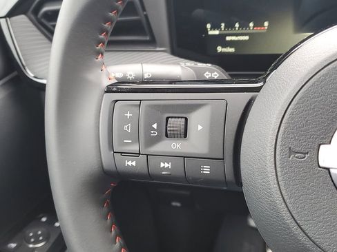 New 2026 Nissan Kicks SR image 13