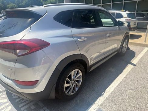 Used 2017 Hyundai Tucson SE AWD/4WD image 7