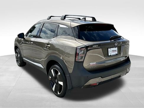 New 2026 Nissan Kicks SR w/ Illumination Package image 4
