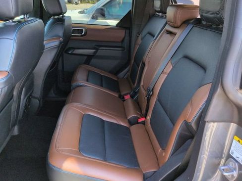 Used 2024 Ford Bronco Outer Banks AWD/4WD image 14