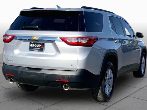 Used 2019 Chevrolet Traverse LT FWD image 13