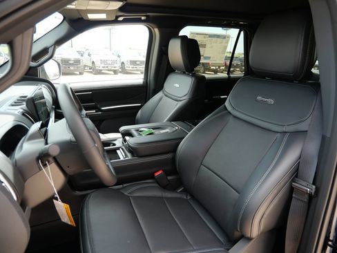 New 2027 Ford Expedition Platinum AWD/4WD image 18