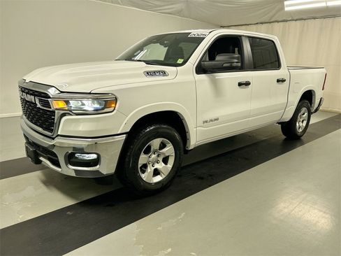 Used 2025 RAM 1500 Big Horn image 5