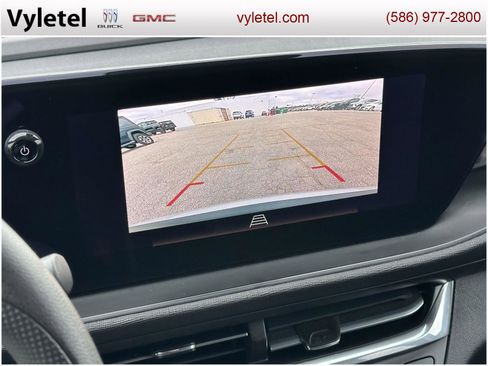 Certified 2024 Buick Envista Preferred image 24