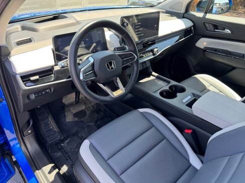 Used 2025 Honda Prologue Elite image 19