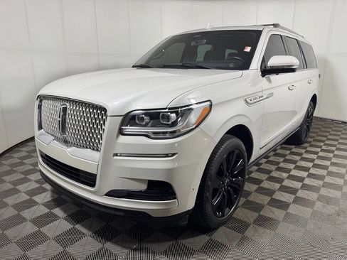 Used 2024 Lincoln Navigator Reserve w/ Monochromatic Package AWD/4WD image 1