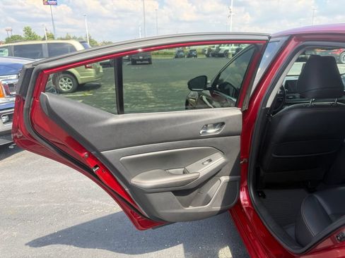 Used 2020 Nissan Altima 2.5 SR w/ Premium Package FWD image 36