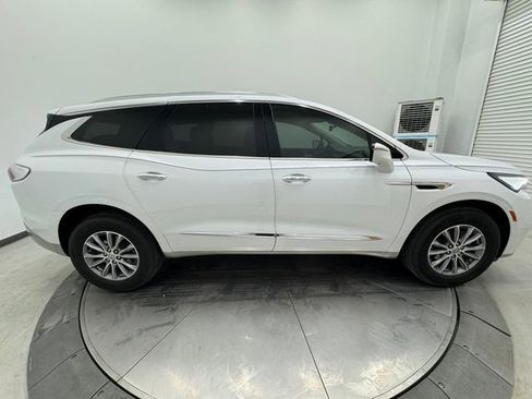 Used 2024 Buick Enclave Essence w/ Sound and Sites Package image 14