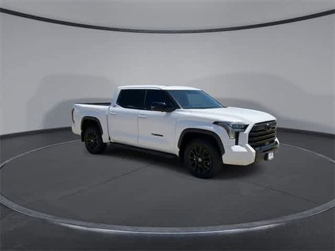 Used 2025 Toyota Tundra Limited image 2