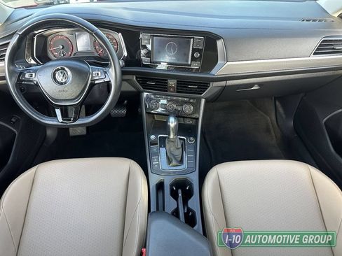 Used 2019 Volkswagen Jetta SE FWD image 14