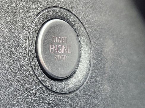 New 2026 Volkswagen ID.4 Pro image 19