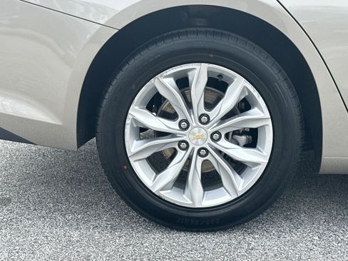 Used 2024 Chevrolet Malibu LT image 17