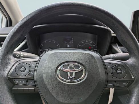 Used 2023 Toyota Corolla LE image 26