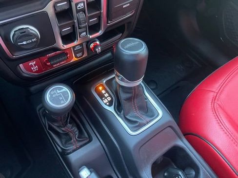 Used 2020 Jeep Gladiator Rubicon image 28