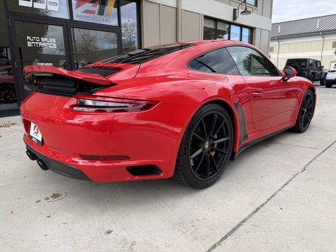 Used 2018 Porsche 911 Carrera GTS image 8