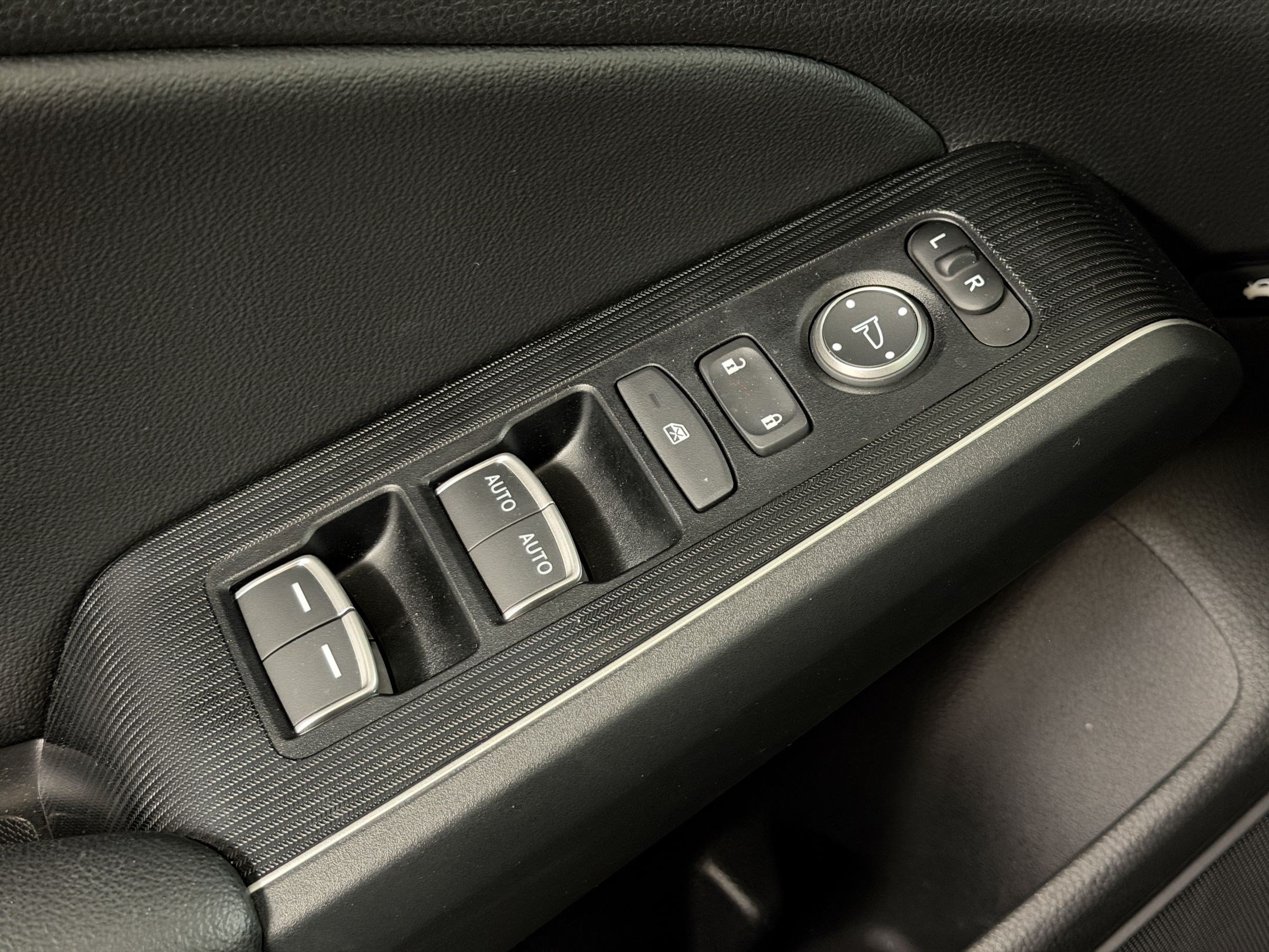 Certified 2024 Honda Civic Touring image 26