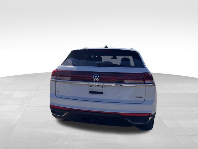 Used 2025 Volkswagen Atlas Cross Sport SE AWD/4WD image 6
