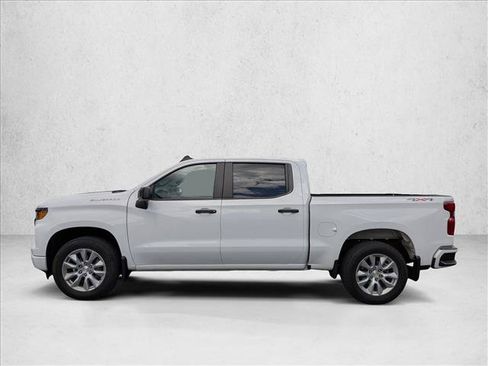 Used 2023 Chevrolet Silverado 1500 Custom AWD/4WD image 6