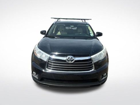 Used 2014 Toyota Highlander Limited FWD image 2