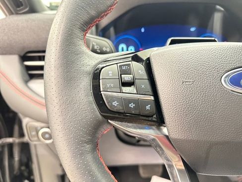 Certified 2025 Ford Explorer ST-Line image 34