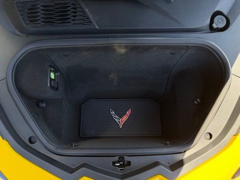 Used 2025 Chevrolet Corvette Stingray Preferred Cpe w/ Z51 Performance Package RWD image 59