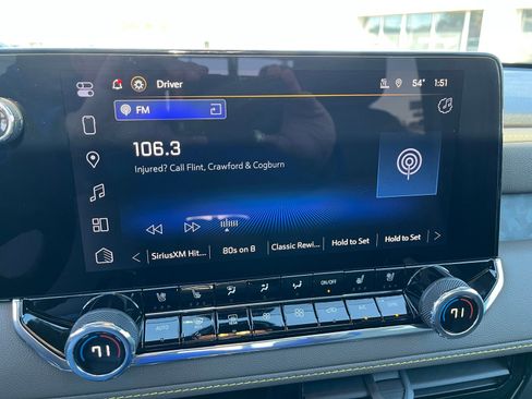 Used 2025 Chevrolet Colorado ZR2 w/ Midnight Edition image 10