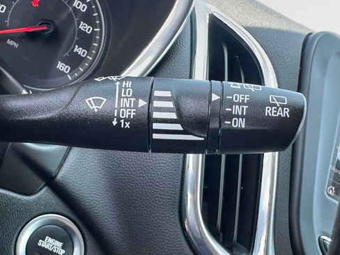 Used 2023 Chevrolet Equinox LT FWD image 15