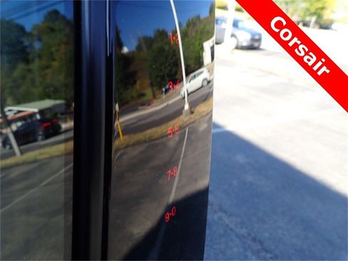 Used 2021 Lincoln Corsair AWD w/ Premium Package image 13